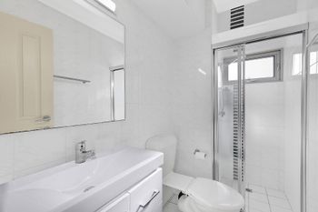 Peninsula 22 - Accommodation Burleigh 1