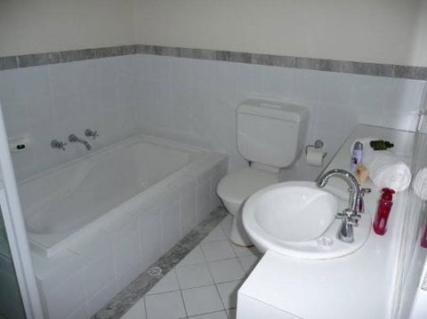 Absolute Luxury In The East End Of Adelaide Apartment - Accommodation Burleigh 3