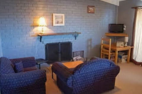 East Lake Travellers Lodge - Accommodation Burleigh 4