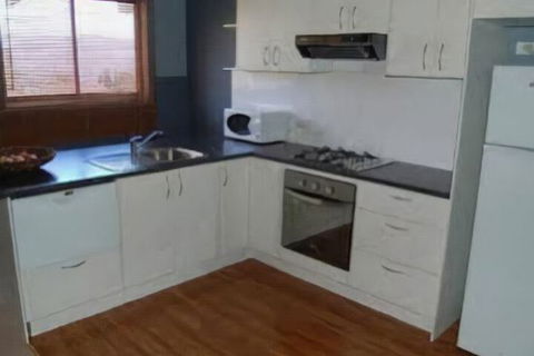 East Lake Travellers Lodge - Accommodation Burleigh 6