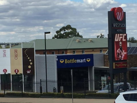 Across Country Motor Inn - Accommodation Burleigh 0
