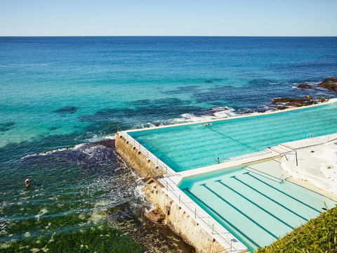 Noah's Bondi - Hostel - Accommodation Burleigh 1