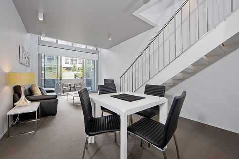 Accommodate Canberra - Accommodation Burleigh 0