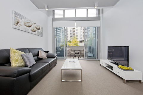 Accommodate Canberra - Accommodation Burleigh 3