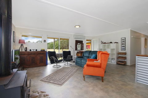 Feathertop Views And Dorm - Accommodation Burleigh 6
