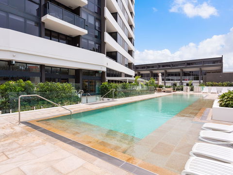 Ruby By Serain Residences - Accommodation Burleigh 3