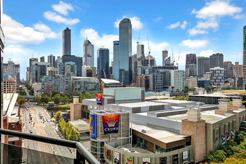 MJ Shortstay Whiteman St Apartments - Accommodation Burleigh 6