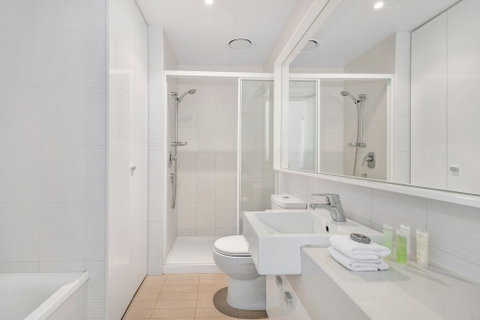 MJ Shortstay Whiteman St Apartments - Accommodation Burleigh 0