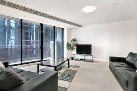 MJ Shortstay Whiteman St Apartments - Accommodation Burleigh 4
