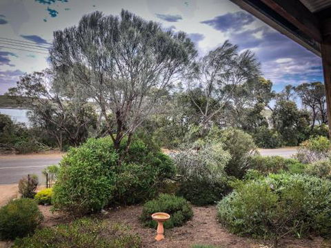 Samphire Beach House - Accommodation Burleigh 4