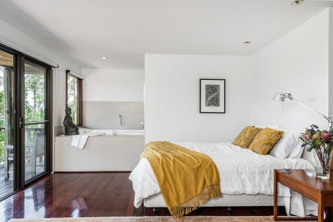 Your Luxury Escape - Cedar View - Accommodation Burleigh 6