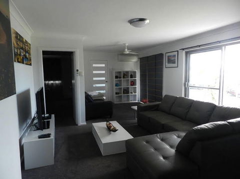 Yamba Norfolk Motel - Accommodation Burleigh 1