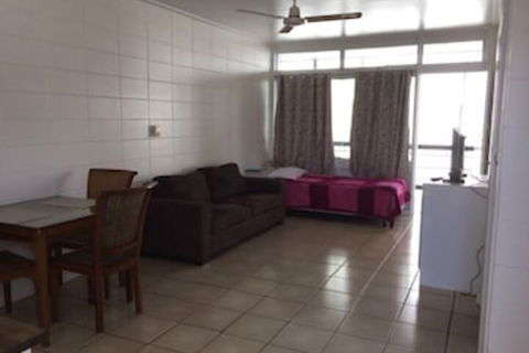 A1 Inn The City - Accommodation Burleigh 5