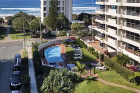 Surfers Chalet - Accommodation Burleigh 0