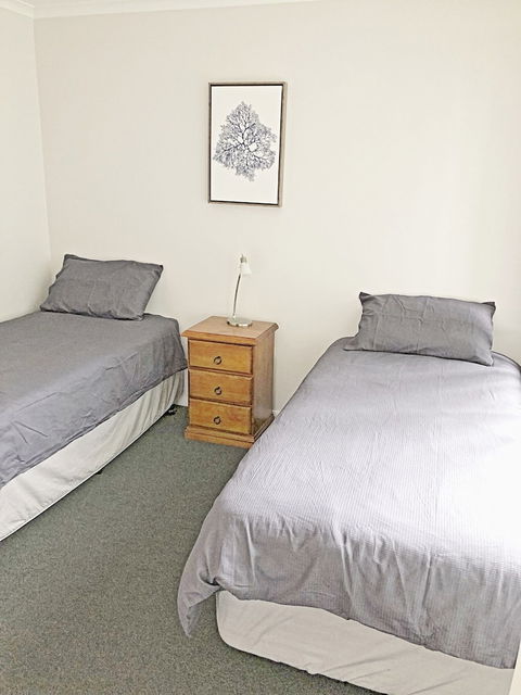 Albatross - Accommodation Burleigh 3