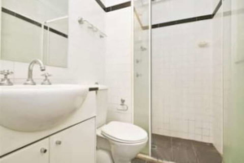 UrbanOasis Studios - Accommodation Burleigh 5