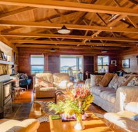 Palana Beach House - Accommodation Burleigh