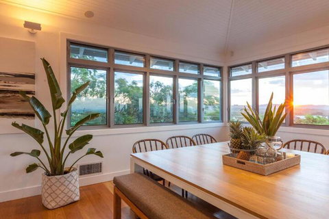 Vantage Over Byron - Accommodation Burleigh 0