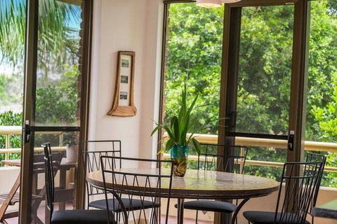 Byron Breeze 5 - Accommodation Burleigh 6