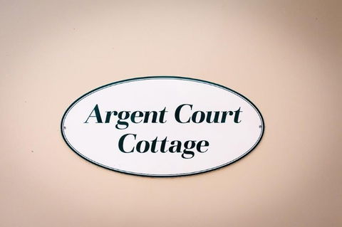 Daydream Motel And Apartments - Accommodation Burleigh 5