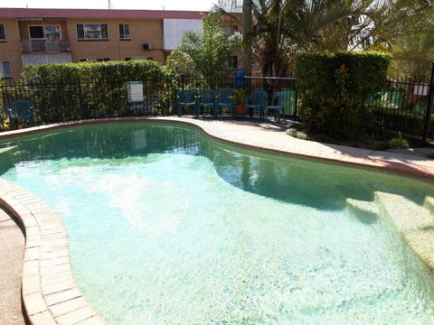 AAA Albion Manor Apartments And Motel - Accommodation Burleigh 4