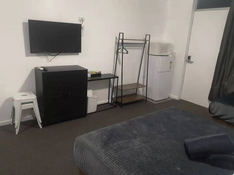 Avenue Motel - Accommodation Burleigh 3