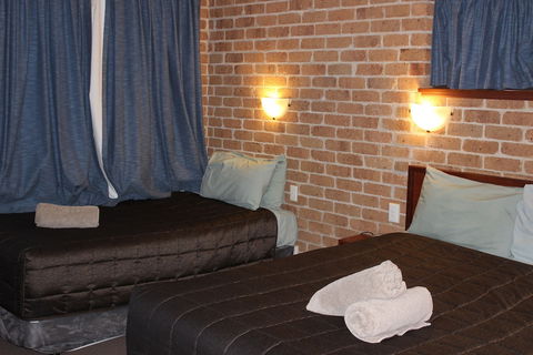 Acacia Motor Inn Armidale - Accommodation Burleigh 3