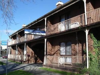 Albury Townhouse Motel - Accommodation Burleigh 1