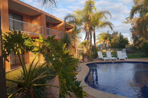 Crystal Fountain Motel Albury - Accommodation Burleigh 4