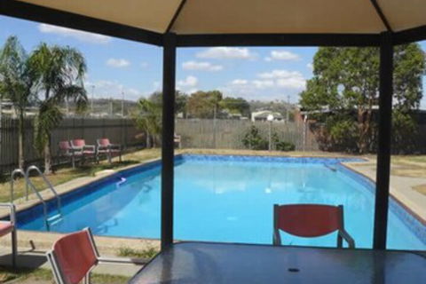 Australia Park Motel - Accommodation Burleigh 2