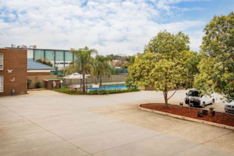 Australia Park Motel - Accommodation Burleigh 0