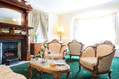 Briardale Bed & Breakfast - Accommodation Burleigh 2