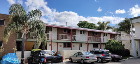 Hume Inn Motel - Accommodation Burleigh 6