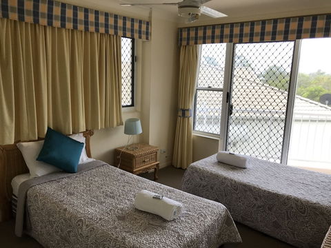 Fairways Golf & Beach Retreat - Accommodation Burleigh 5