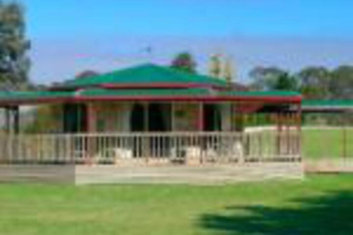 Lochaber SA Accommodation Burleigh