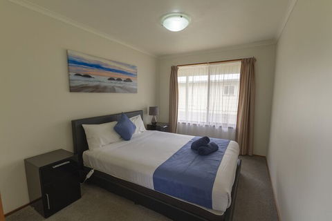 Gum Tree Caravan Park - Accommodation Burleigh 4