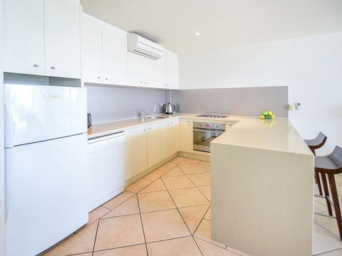 Fairshore Noosa - Accommodation Burleigh 6
