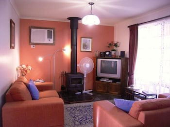Barossa Country Cottages - Accommodation Burleigh 5