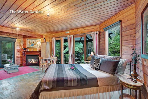 Forget Me Not Cottages - Accommodation Burleigh 6