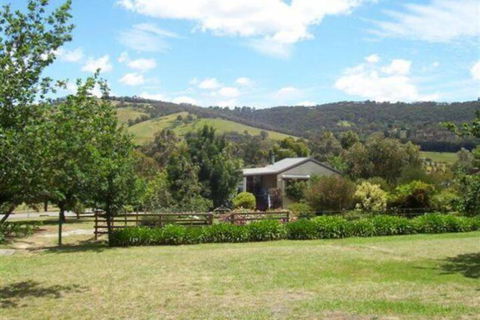 Yarra Glen Bed & Breakfast - Accommodation Burleigh 4