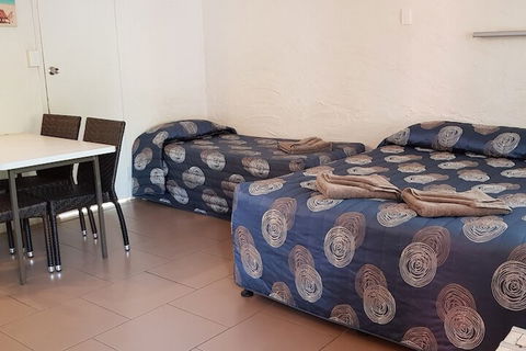 Mango Tree Motel - Accommodation Burleigh 7