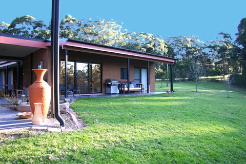 Milton Country Cottages - Accommodation Burleigh 0