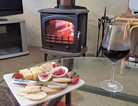 Milton Country Cottages - Accommodation Burleigh 1