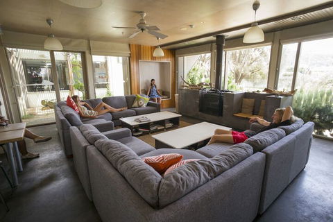 Apollo Bay Eco YHA - Hostel - Accommodation Burleigh 4