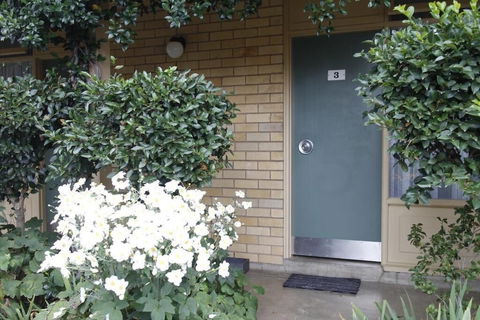 Mid City Motor Inn - Accommodation Burleigh 5