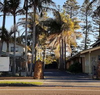El Lago Waters Tourist Park - Accommodation Burleigh