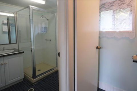 Gallery Motel - Accommodation Burleigh 5