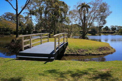 Sanctuary Lakes Fauna Retreat - Accommodation Burleigh 2