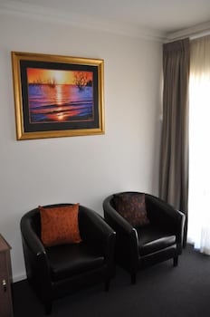 Augusta Courtyard Motel - Accommodation Burleigh 4