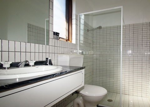 Seaton Arms Motor Inn - Accommodation Burleigh 4